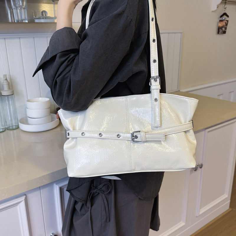 Glänzende Lackleder-Tote Bag