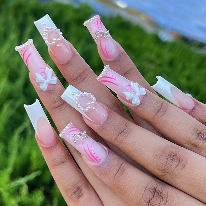 Elegante dekorative 3D-Nagelerweiterungen Karnz