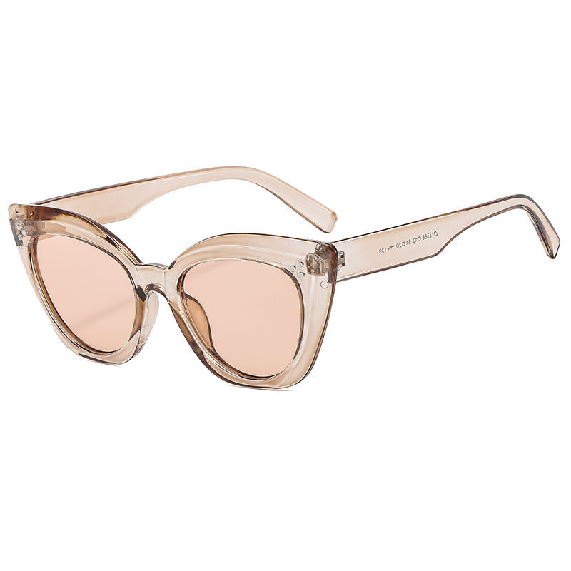 Damen Cat-Eye Sonnenbrille mit luxuriösen Akzenten Karnz