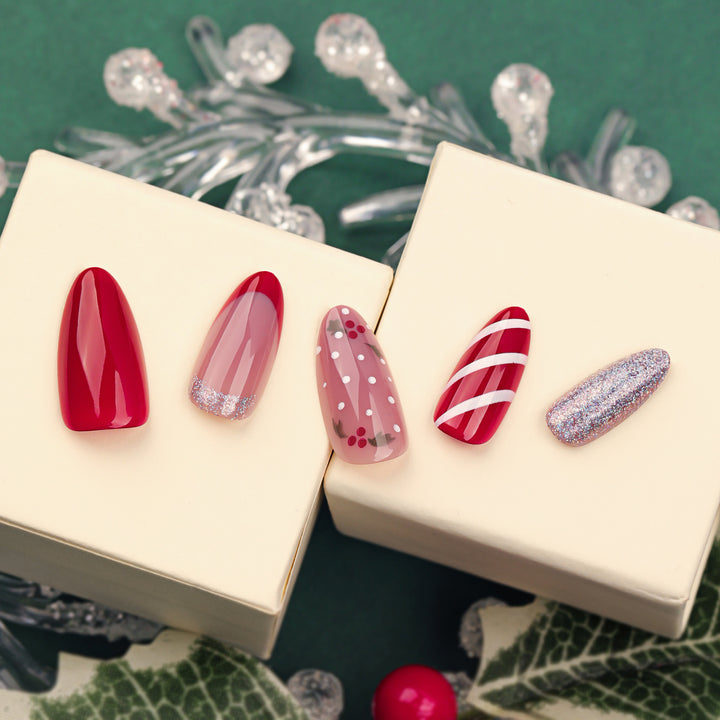 Kreative Nagelkunst mit Weihnachtsmotiven Karnz