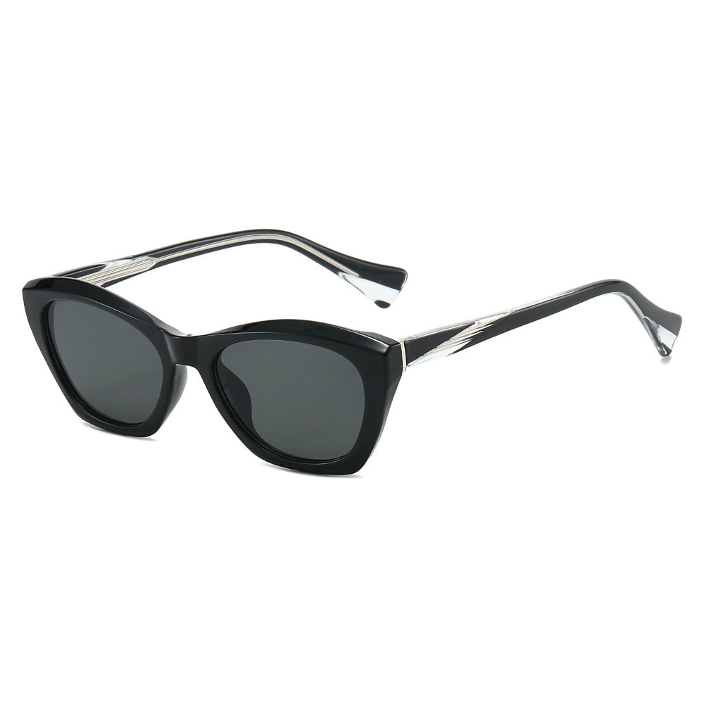 Damen Cat-Eye Sonnenbrille mit transparenten und farbigen Details Karnz