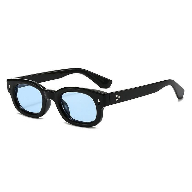 Damen stylische Sonnenbrille im trendigen Rahmen Karnz