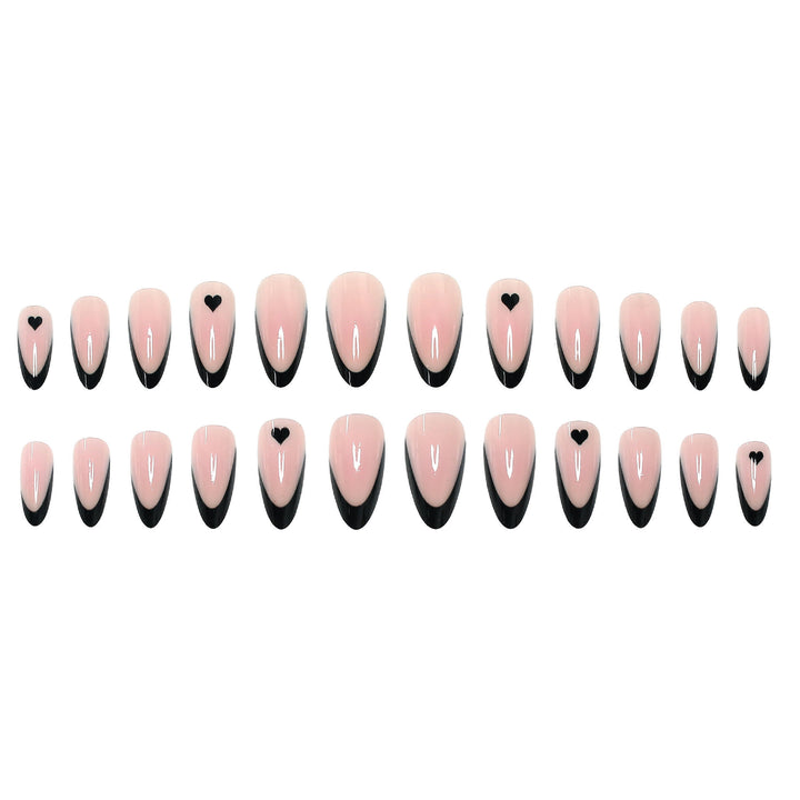 Elegante Stiletto Press-On Nagelspitzen mit Herz-Akzenten