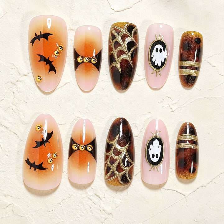 Halloween Dekorative Nagelkunst Karnz