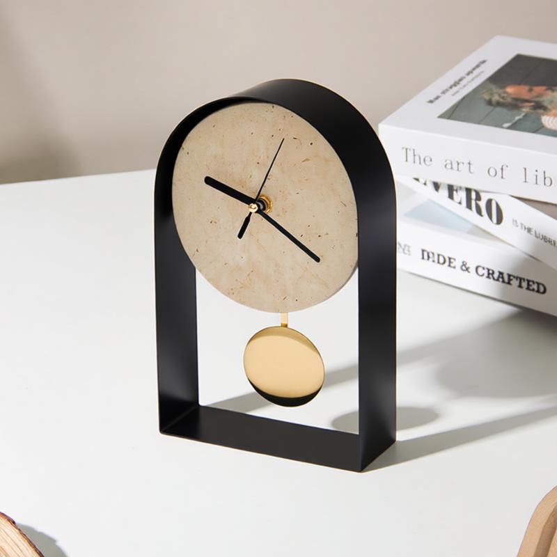 Moderner Minimalistischer Tischuhr