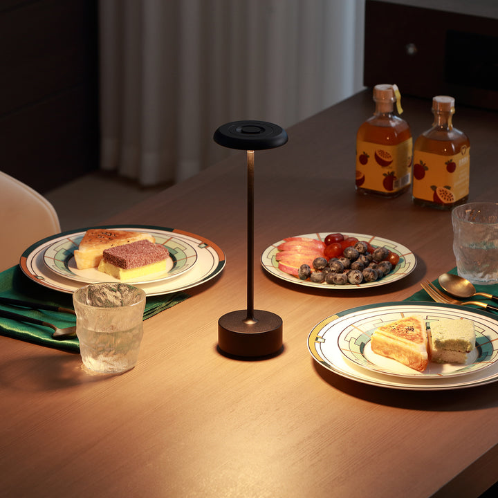 Stylische Tischlampe für anspruchsvolle Wohnkultur
