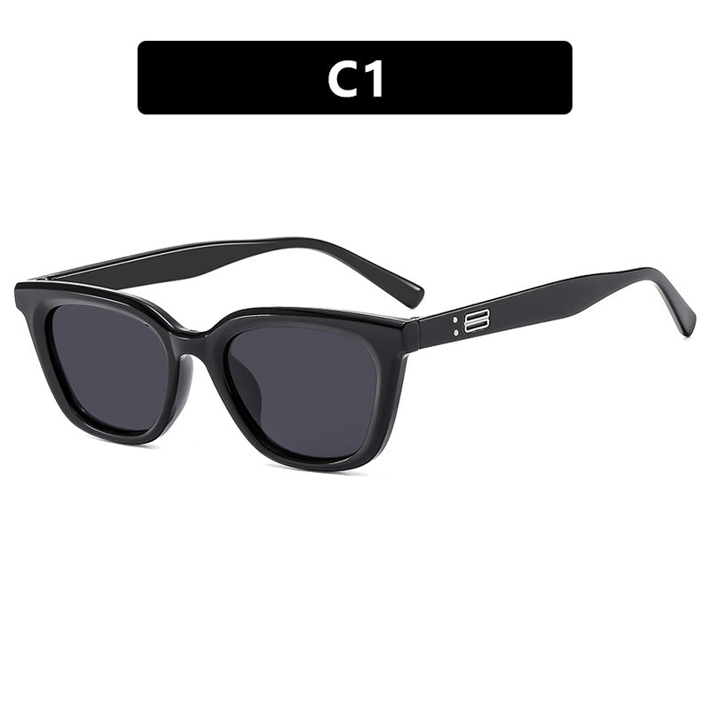 Damen stylische Sonnenbrille im modernen Design mit breitem Rahmen Karnz