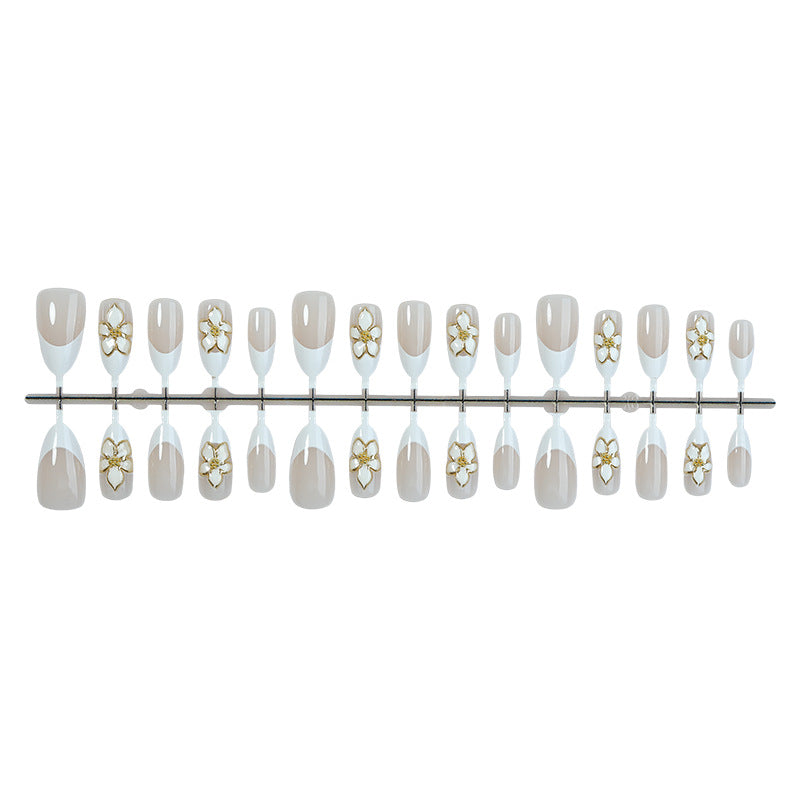 Elegante floral-verzierte Press-On-Nagelset Karnz