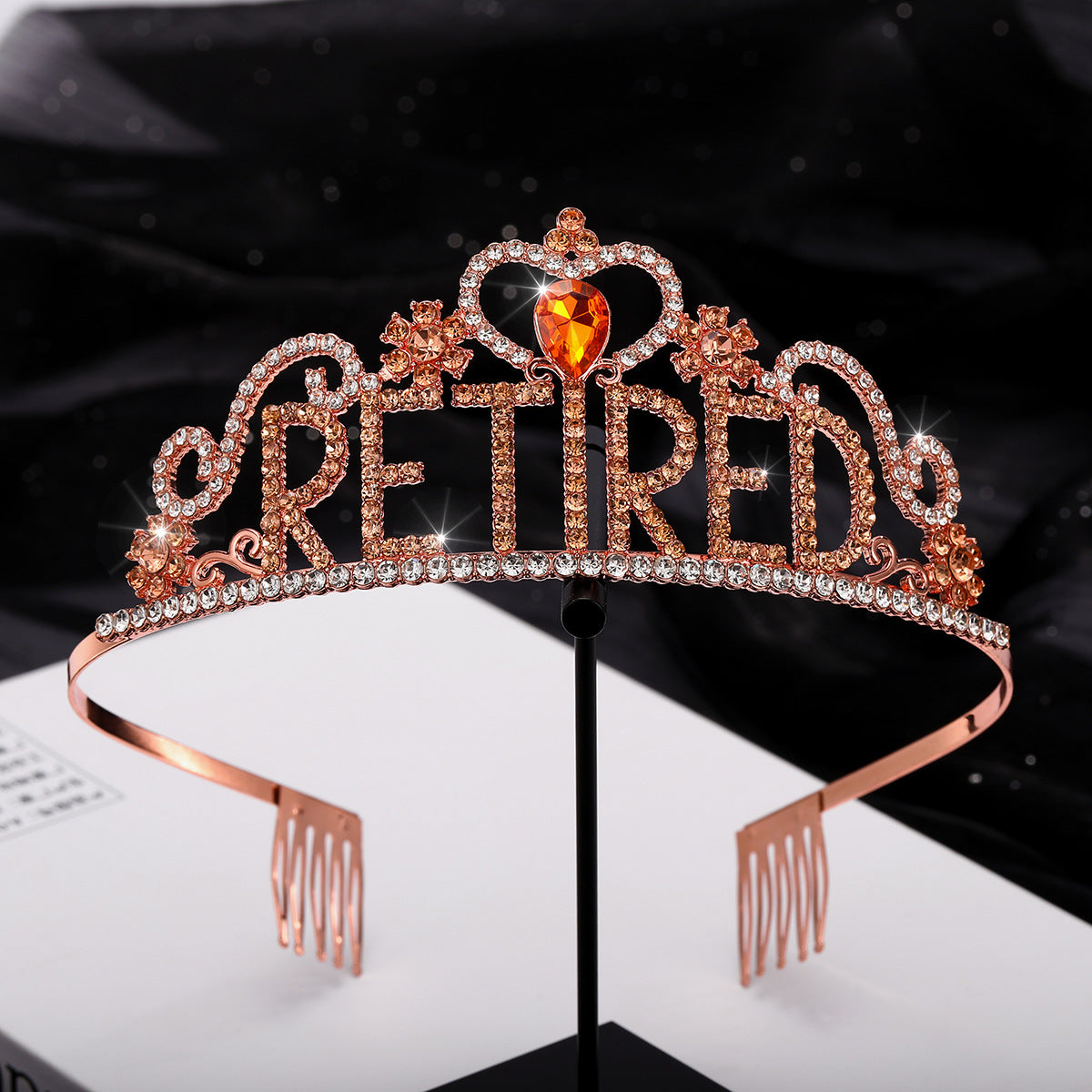 Damen Festliche Tiara mit Aufschrift und Satin-Schärpe Karnz