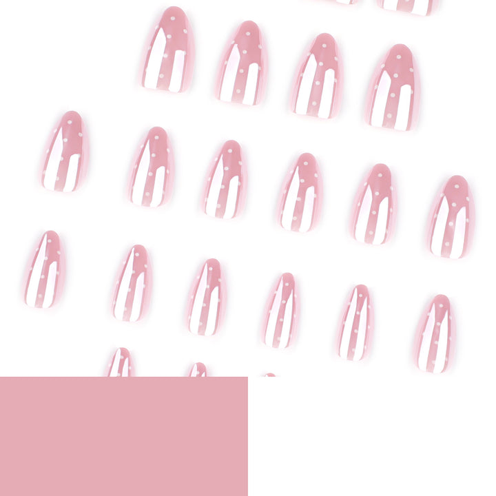 Elegante Nagelverlängerungen mit Glanz-Finish Karnz