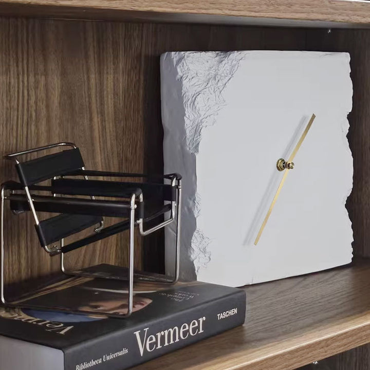 Zeitgenössische dekorative Wanduhr