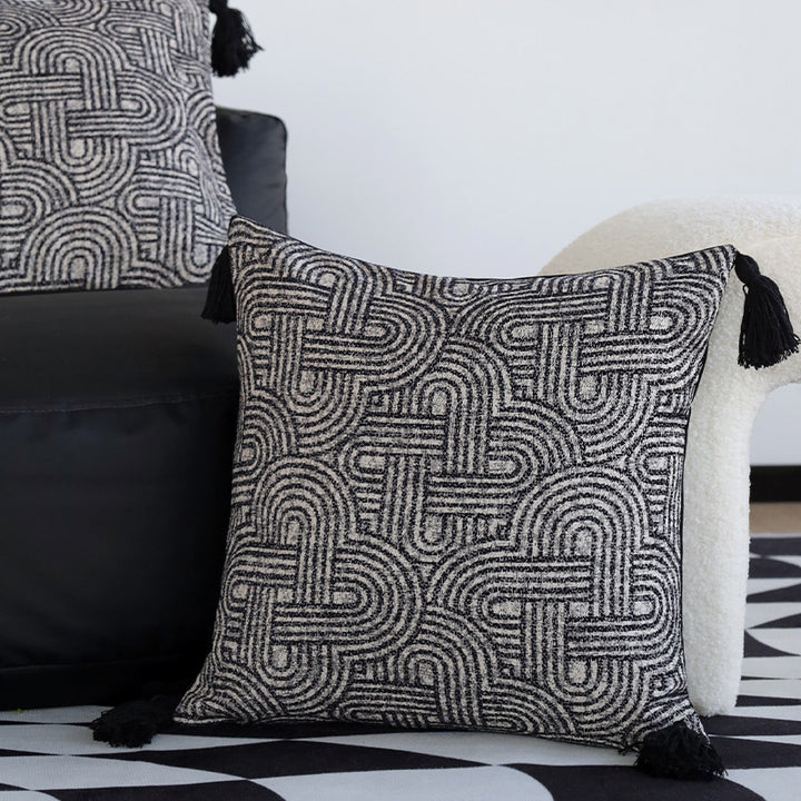 Dekoratives Sitzkissen mit geometrischem Muster