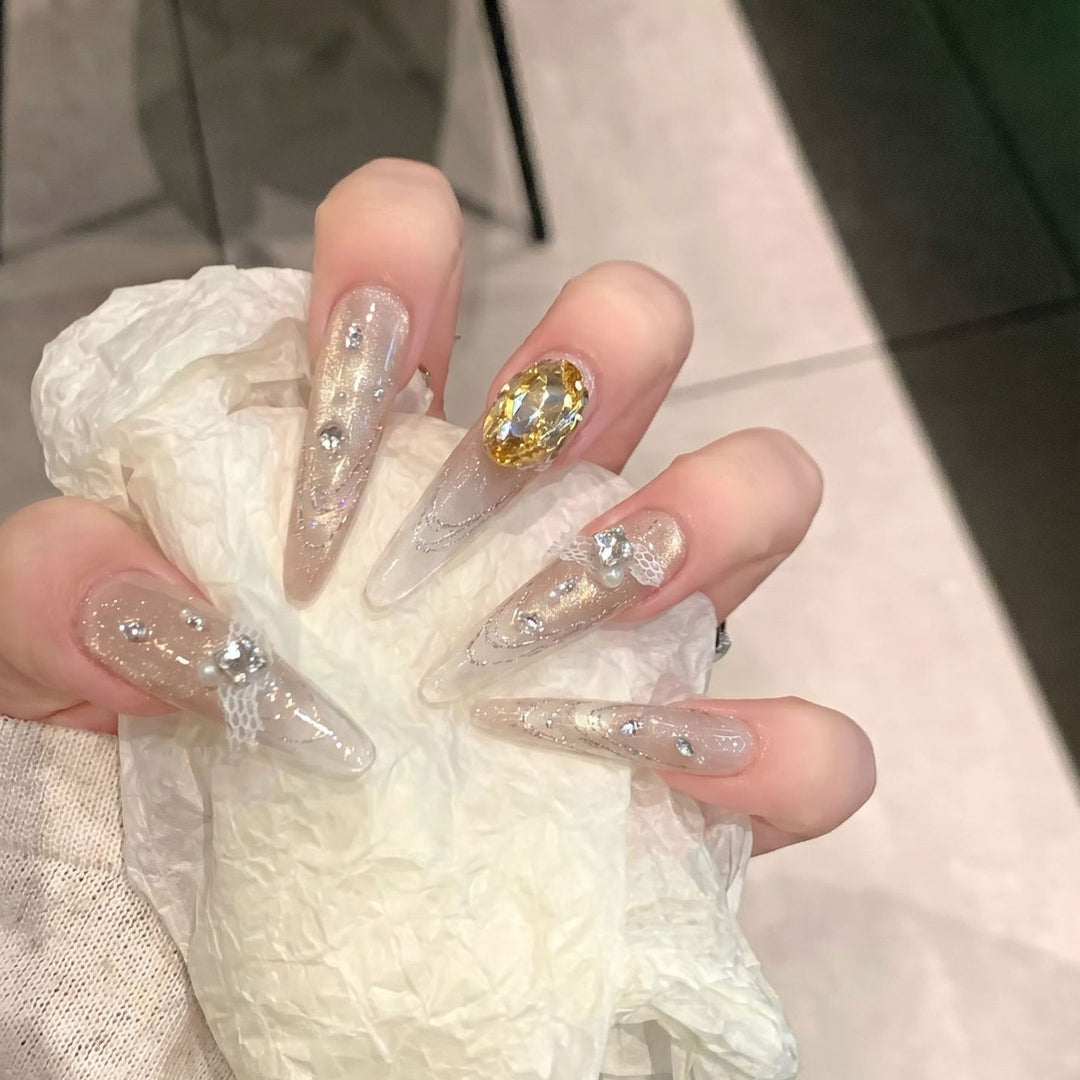 Luxus dekorative Nagelkunst Karnz