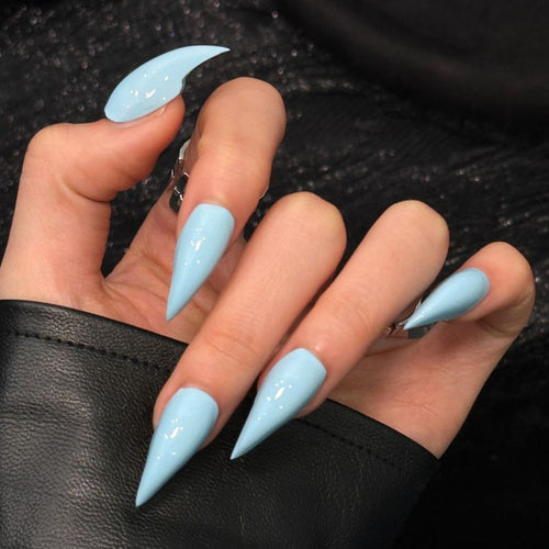 Elegante Stiletto Press-On Nagel Set mit glänzendem Finish