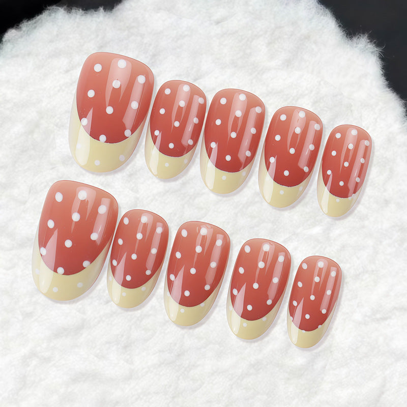 Künstlerische Gel-Nagelspitzen Karnz