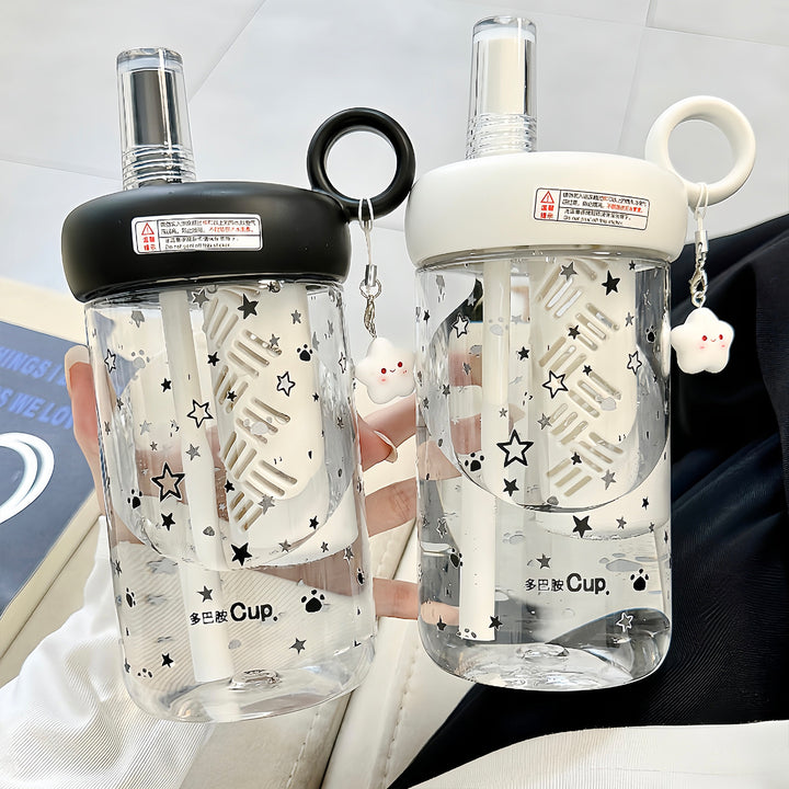 Damen Trinkflasche mit integriertem Fruchtfilter und charmantem Anhänger Karnz