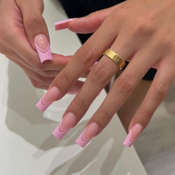 Glamouröse Glitzer-Stiletto Press-On Nägel Karnz