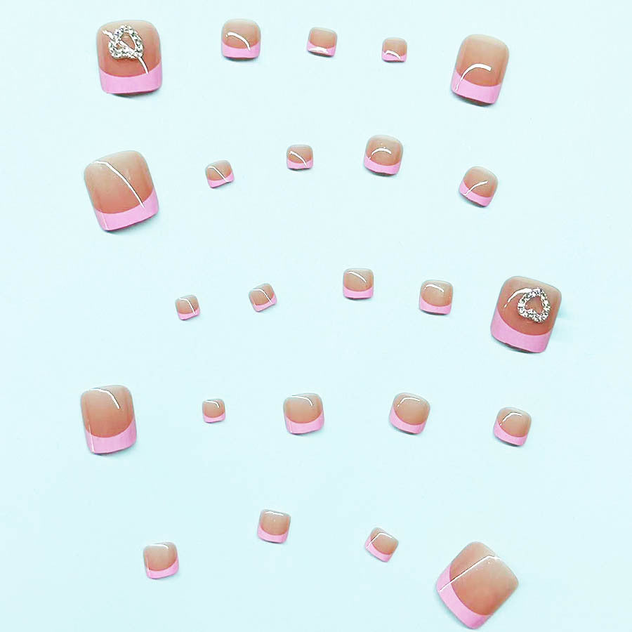 Fußnagelkunst-Set mit eleganten Herz-Akzenten Karnz