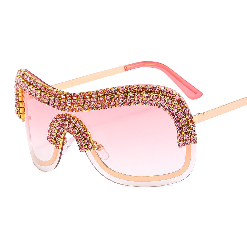 Damen Glamouröse Sonnenbrille mit funkelndem Strassrahmen Karnz
