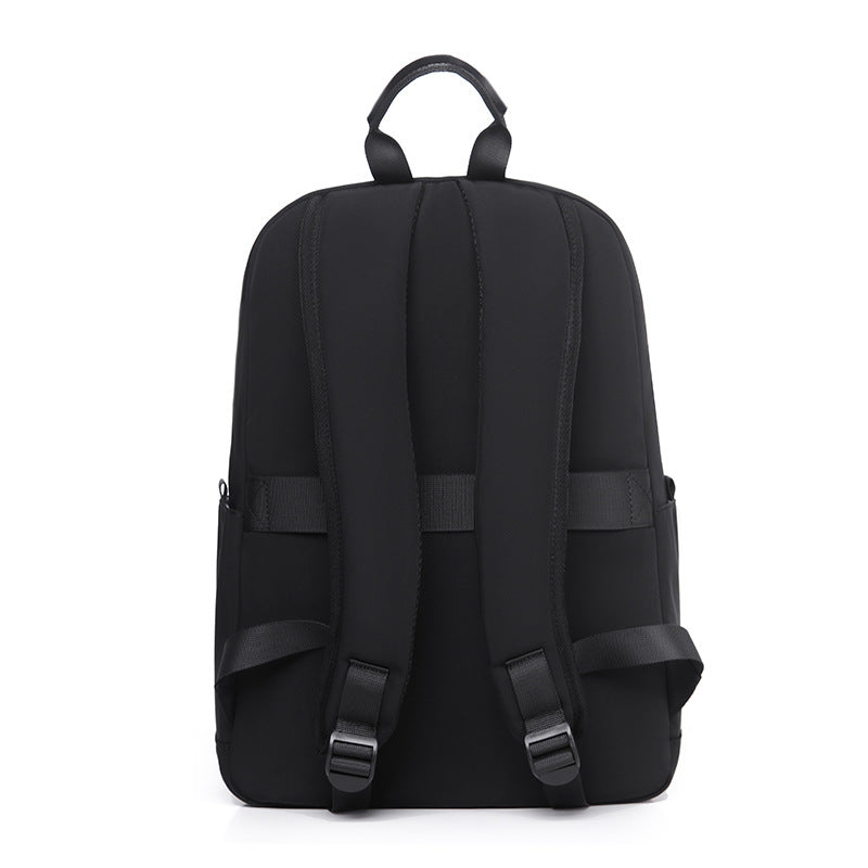 Schlanker Minimalistischer Rucksack Karnz