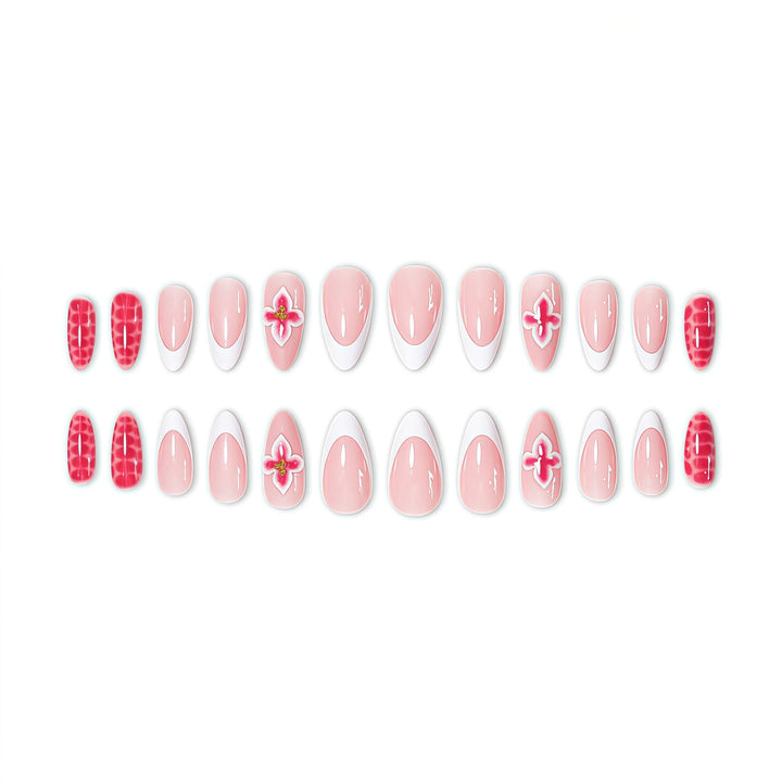 Elegante Blumen Nagelkunst Karnz