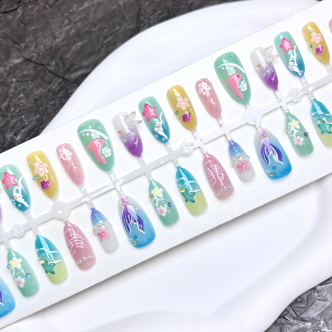 Blumen-Design Dekorative Press-On Nagelset