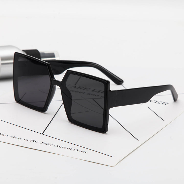 Damen Modische oversized Sonnenbrille im modernen Hexagon-Design Karnz