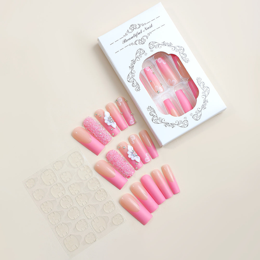 Dekoratives Press-On Nagelset mit Multi-Designs Karnz