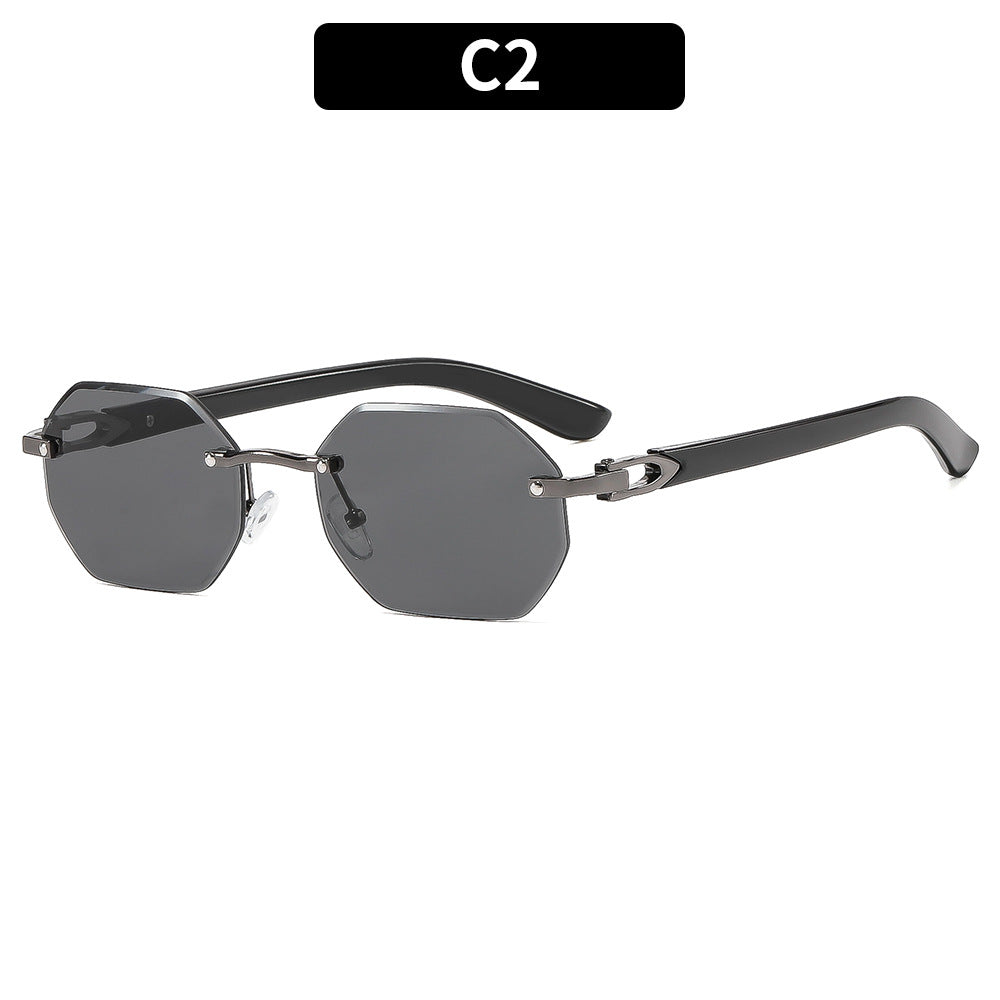 Achtkantige Sonnenbrille mit markanten Schildpatt-Akzenten