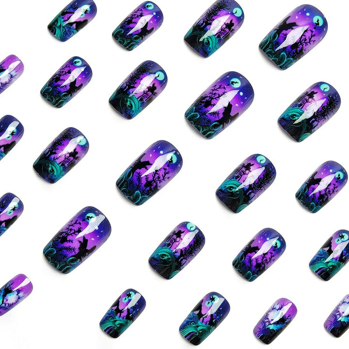 Kunstnageldesign mit Schmetterling und Nachtmotiv Karnz