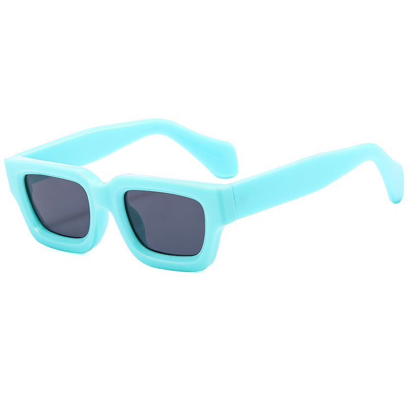 Damen Sonnenbrille im modernen und futuristischen Rechteckdesign Karnz
