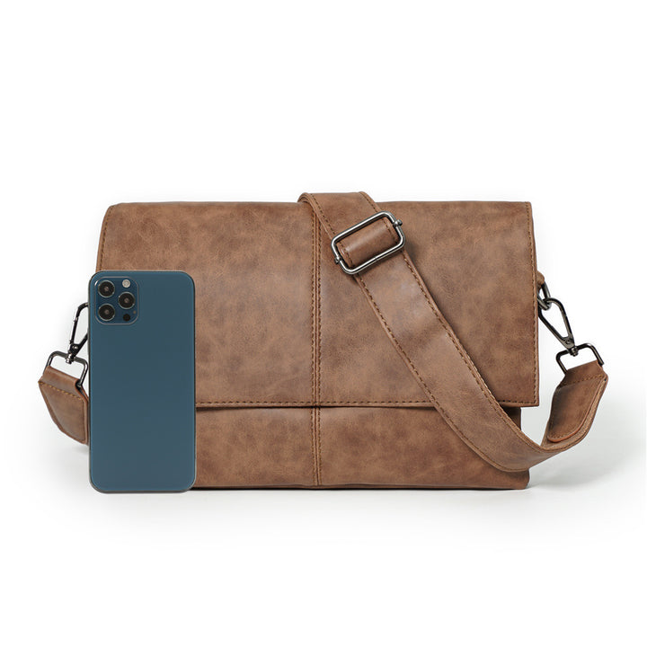 Elegante Clutch Im Modernen Design Karnz