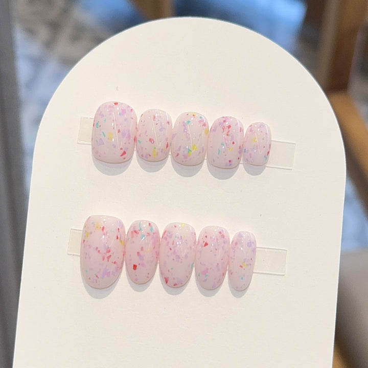 Kunstnagelset mit Funkelnden Akzenten Karnz