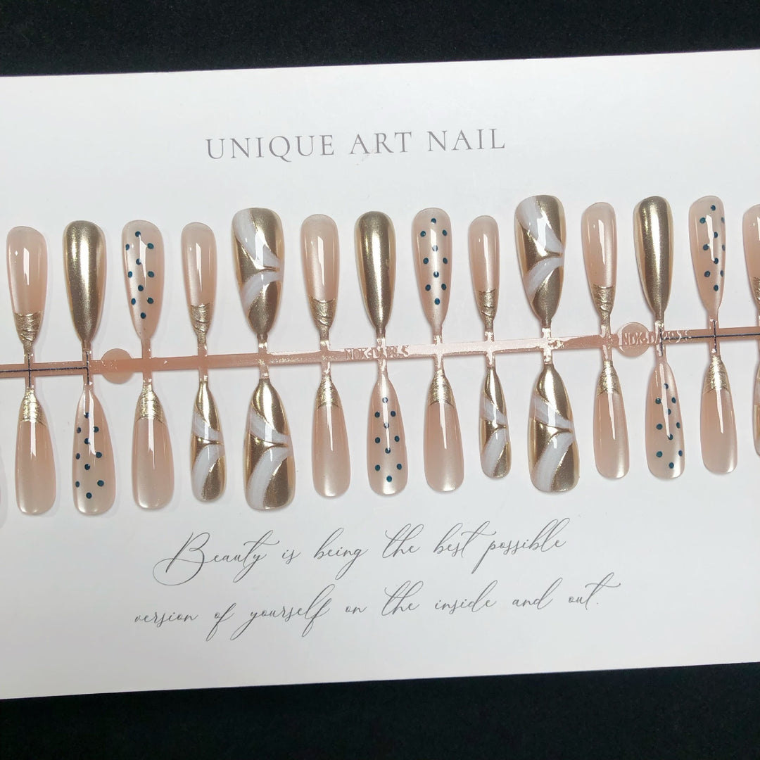 Elegantes Press-On-Nageldesign-Set 1790745450
