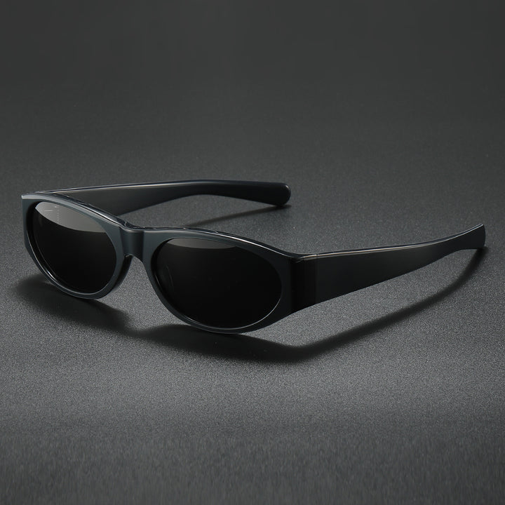 Damen elegante modische Sonnenbrille mit leichtem Rahmen Karnz