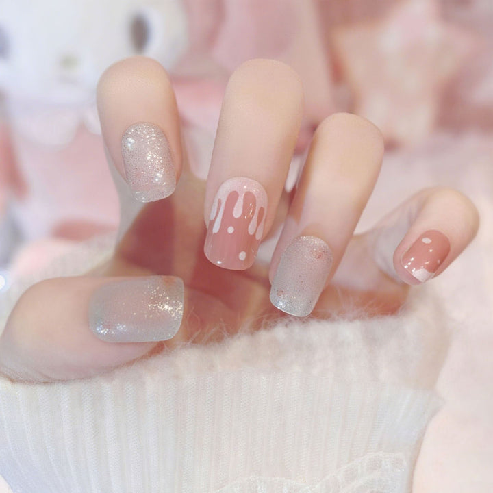 Elegante Nagelpflege Karnz