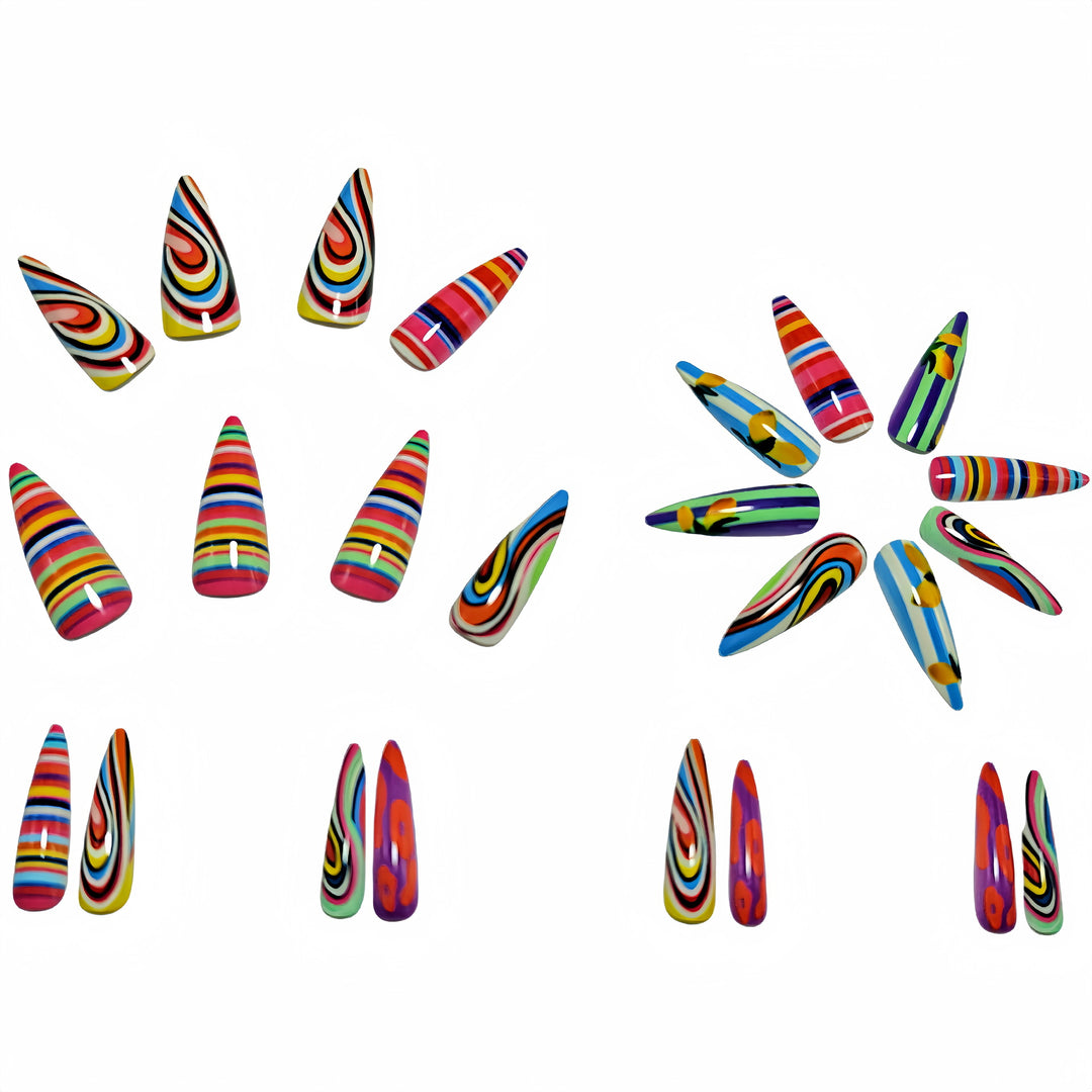 Kreative Kunstnägel mit Buntem Design Karnz