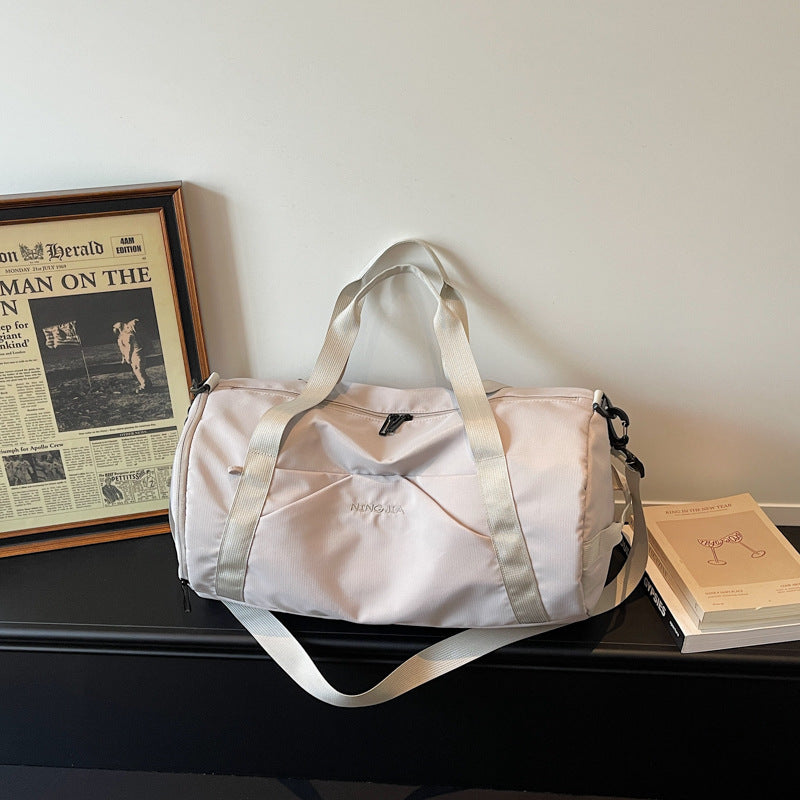 Vielseitige Reisetasche mit verstellbarem Schultergurt