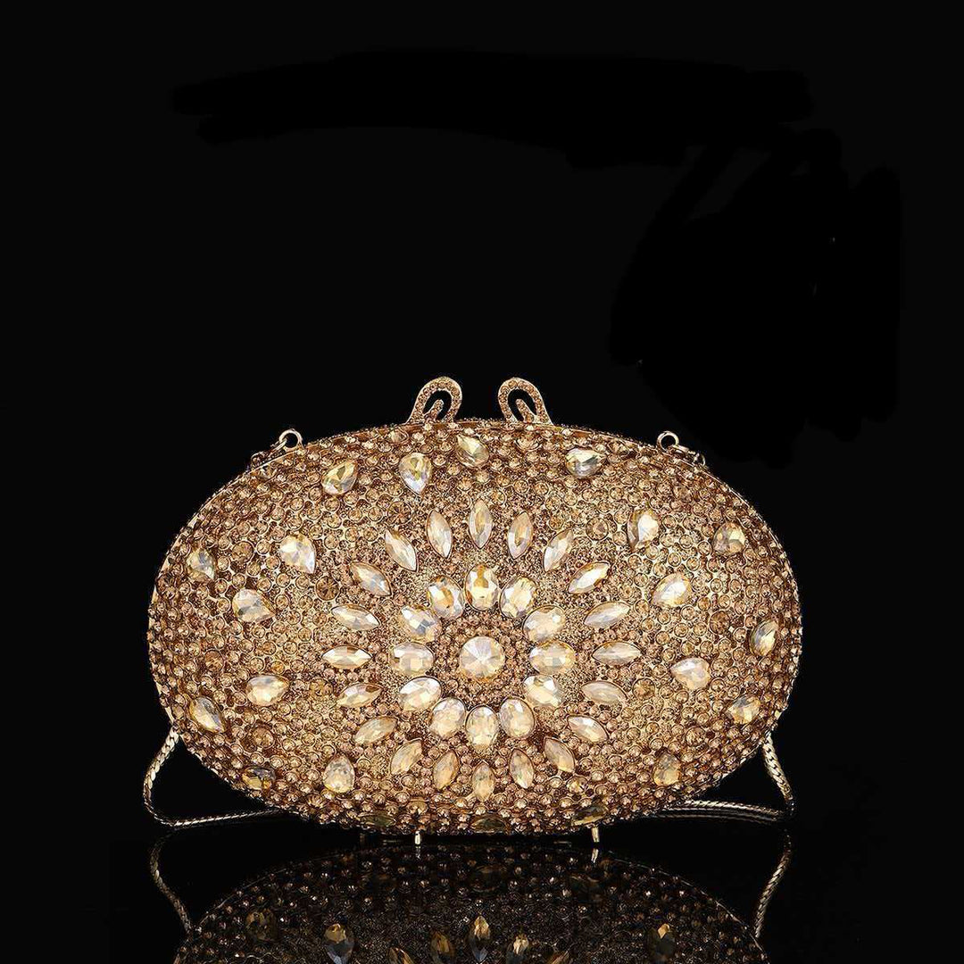 Blumenverzierte Abendhandtasche