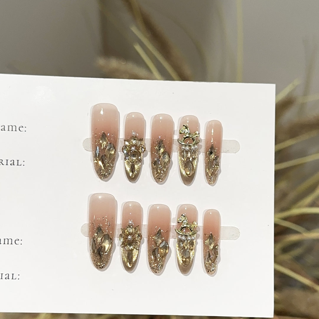 Luxuriös dekorative Press-On-Nagelset