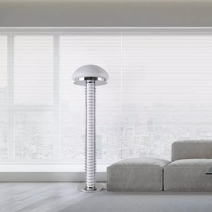 Moderne Tischlampe mit Kuppel-Schirm und sleekem Sockel
