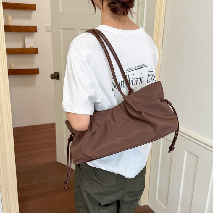 Geräumige Tote Bag Karnz