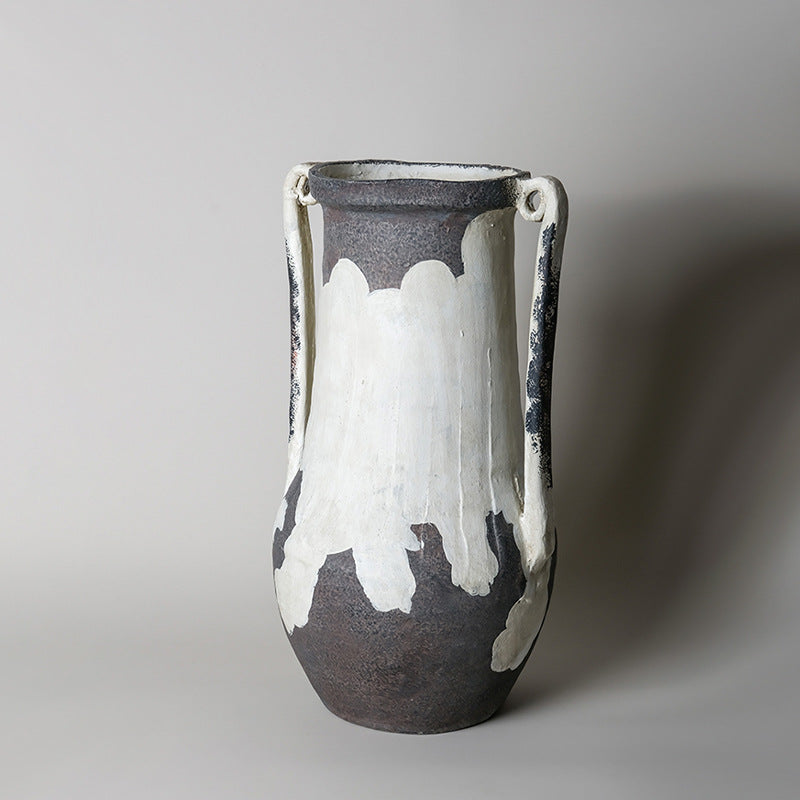 Künstlerische weiße und schwarze dekorative Keramikvase