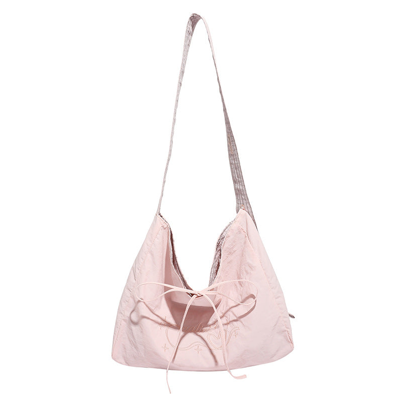 Stylische Minimalistische Slingtasche