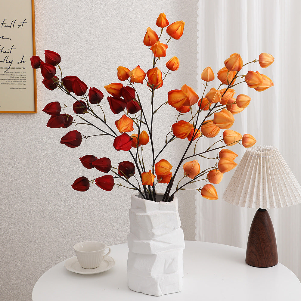 Kunstblütenzweig mit lebhaften Blüten Karnz