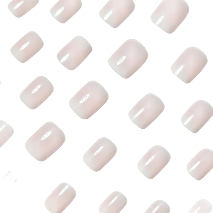 Kunstnagel mit Elegantem Ombre-Effekt Karnz