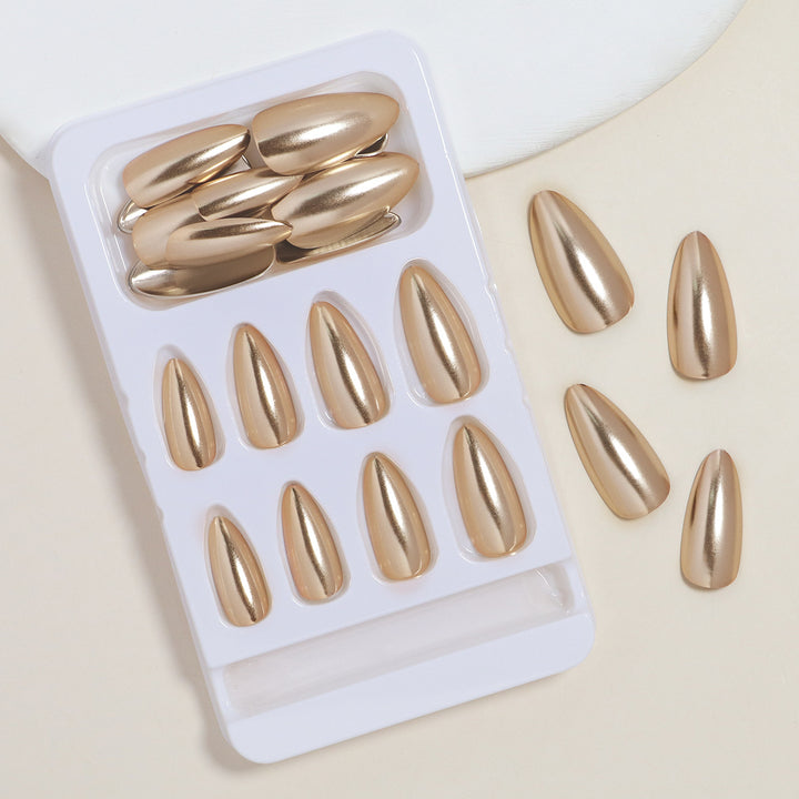 Press-On Nail Karnz