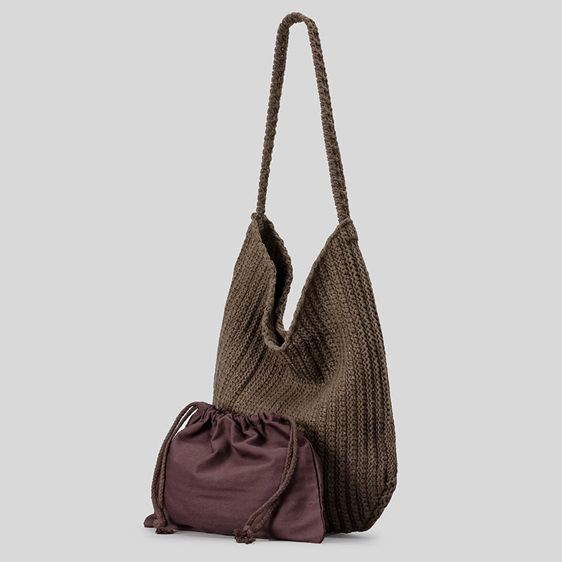 Entspannte Strick-Schultertasche