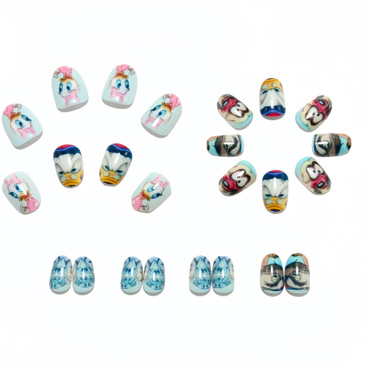 Premium Nagelkunst mit Disney Charakteren Karnz