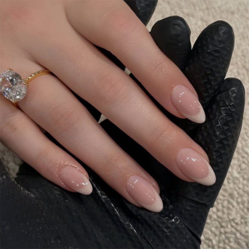 Künstliche Nagelkunst mit verspielten Punkten und Schleifen Karnz